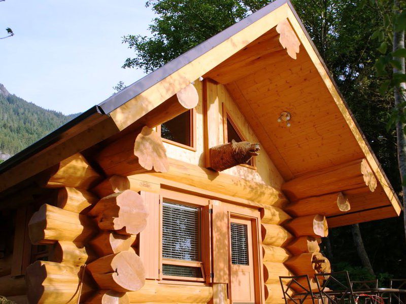 Legacy Cabin at Porteau Cove